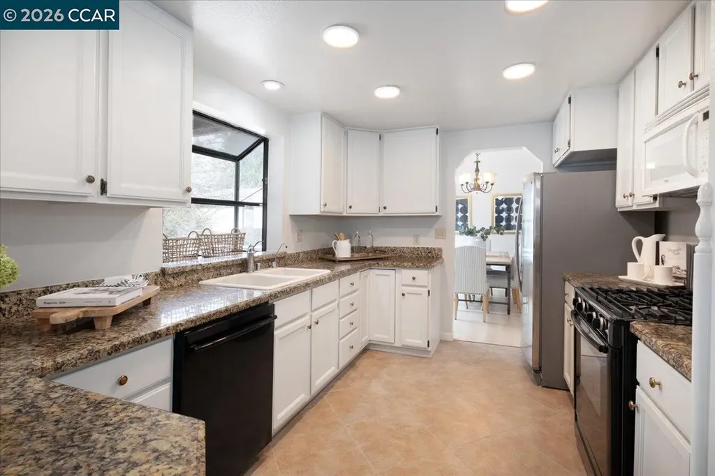 15 Aspen Court El Sobrante CA 94803