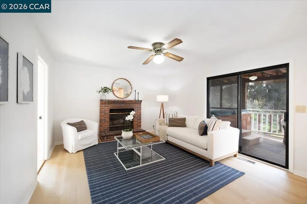 15 Aspen Court El Sobrante CA 94803