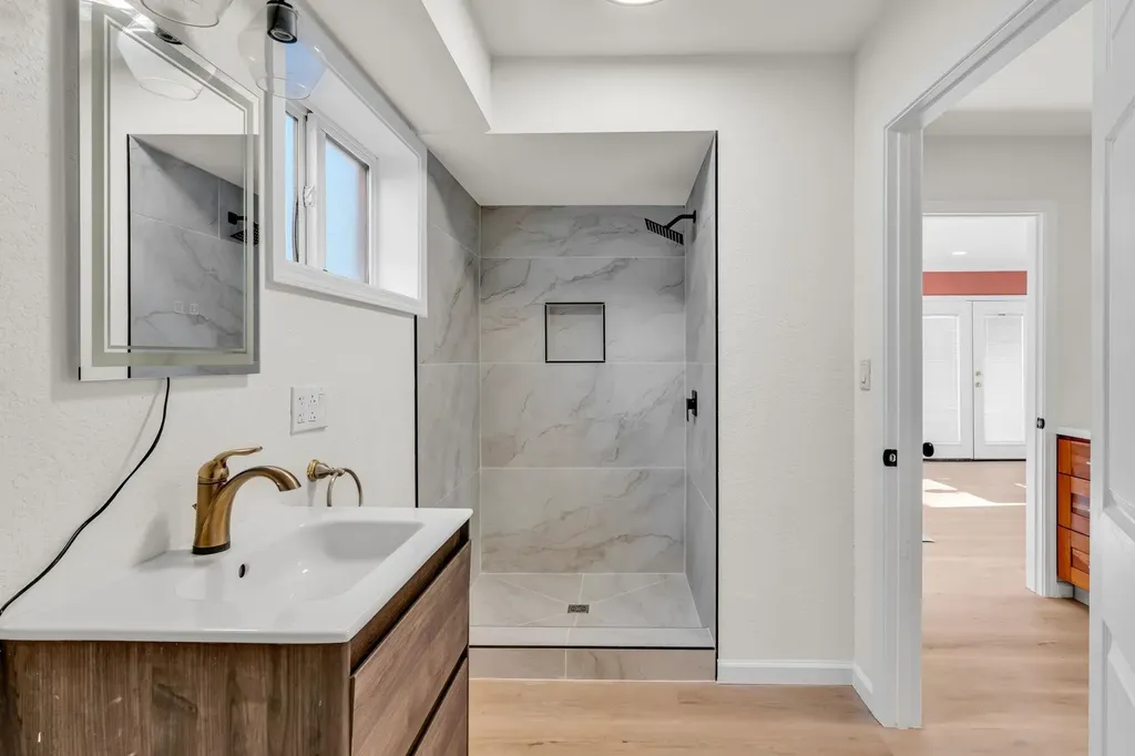 3000 56th Avenue Oakland CA 94605