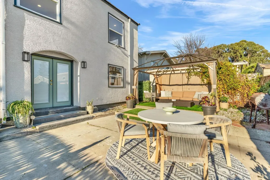 3000 56th Avenue Oakland CA 94605