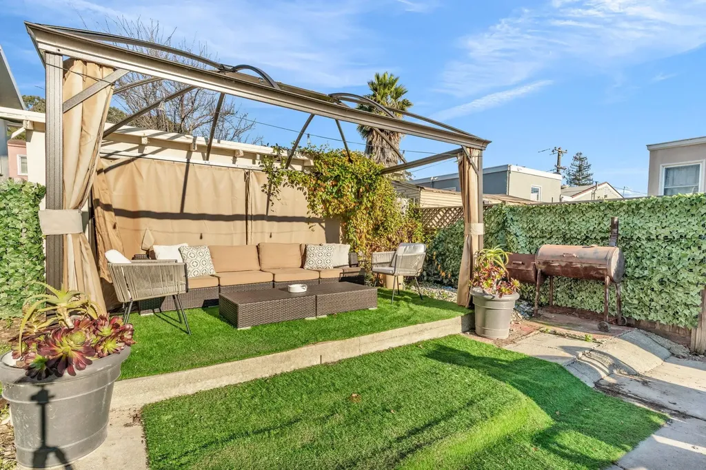 3000 56th Avenue Oakland CA 94605