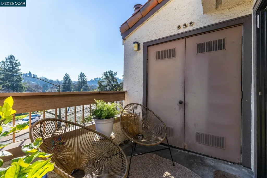 1632 Villa Way Walnut Creek CA 94595