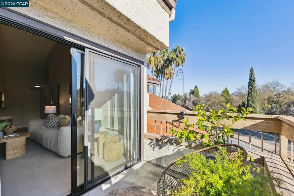1632 Villa Way Walnut Creek CA 94595