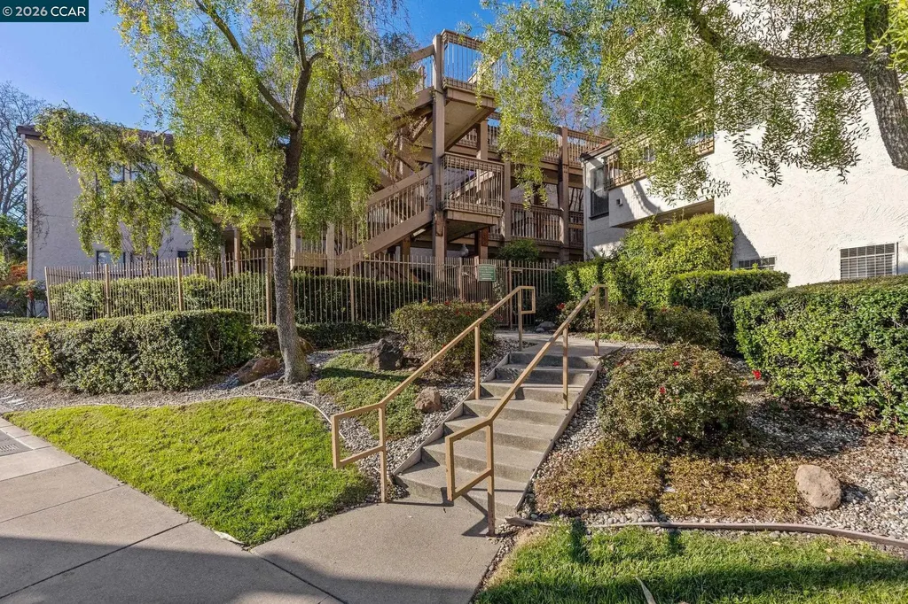 1632 Villa Way Walnut Creek CA 94595