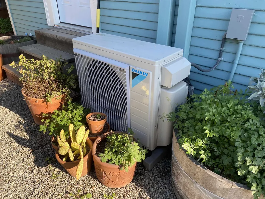 1919 48th Avenue Oakland CA 94601