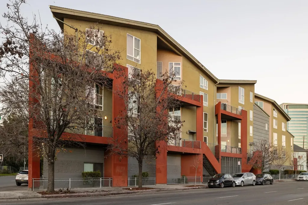 675 8th Street Oakland CA 94607