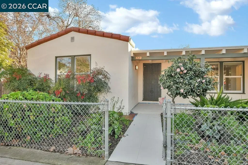 223 10th Street Antioch CA 94509