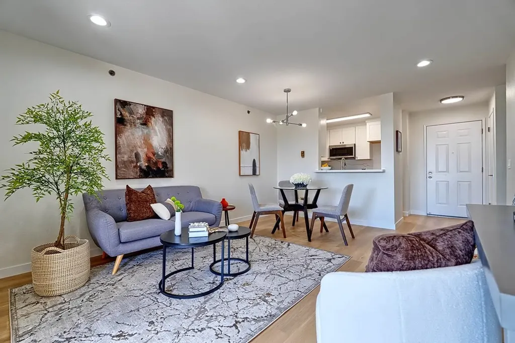 685 Dartmore Lane Hayward CA 94544