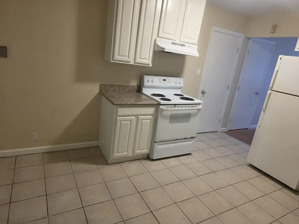 9716 Mountain Boulevard Oakland CA 94605