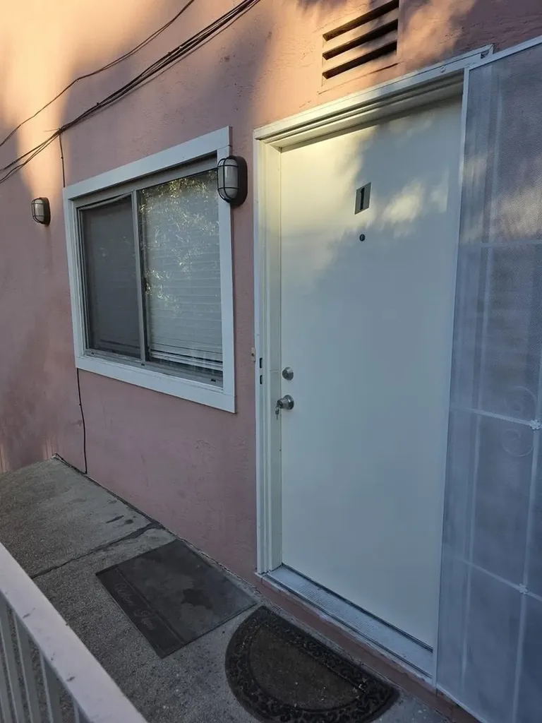 9716 Mountain Boulevard Oakland CA 94605