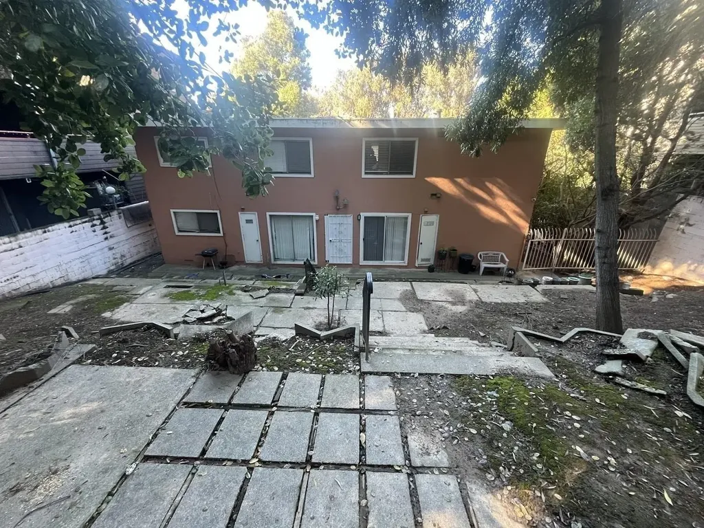 9716 Mountain Boulevard Oakland CA 94605