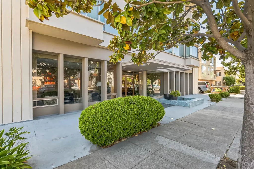 2550 Dana Street Berkeley CA 94704