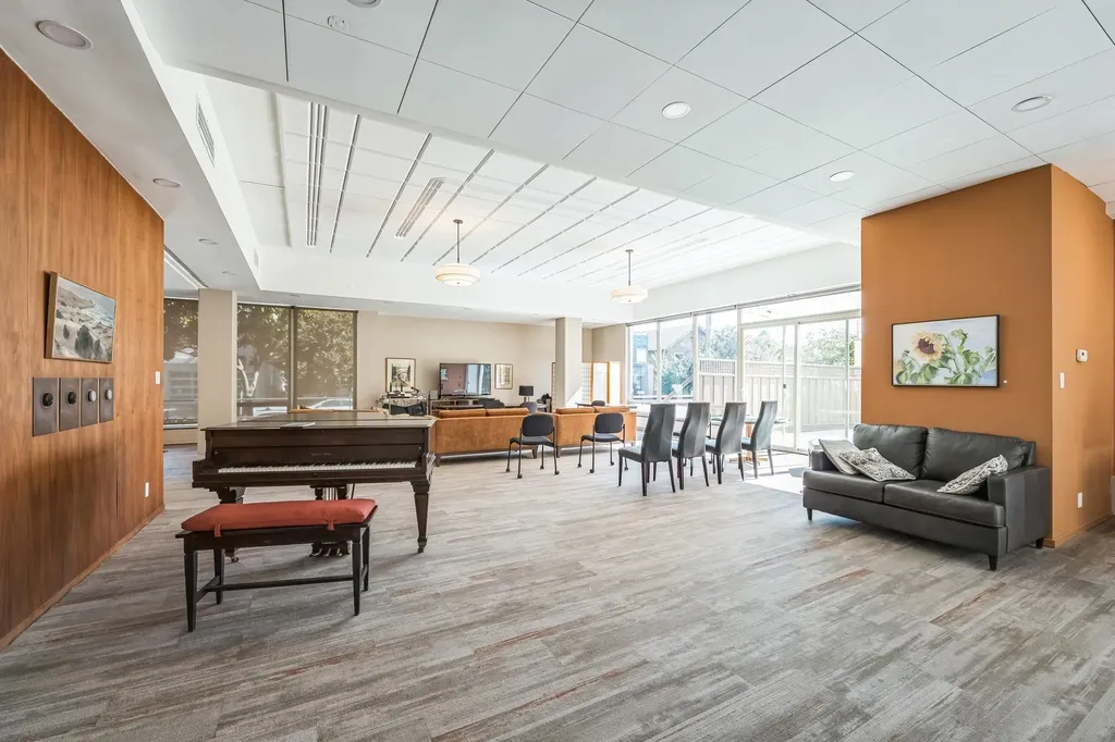 2550 Dana Street Berkeley CA 94704