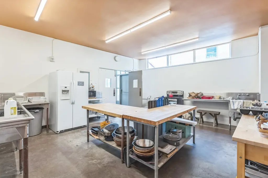 2550 Dana Street Berkeley CA 94704