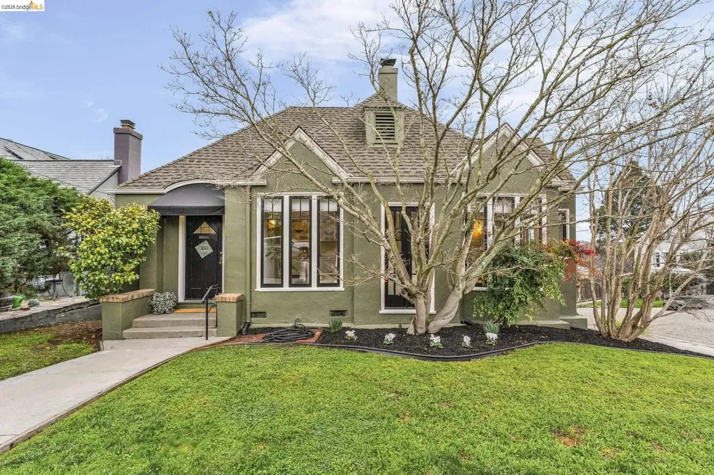 Oakland CA, 950 Scott Street