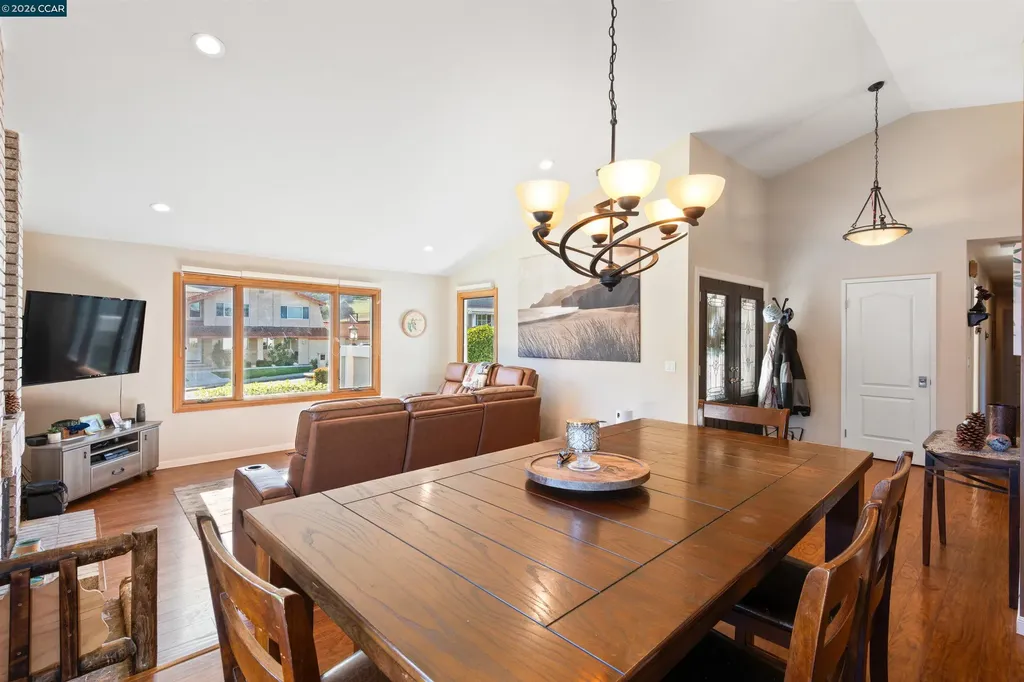 305 Mountaire Parkway Clayton CA 94517