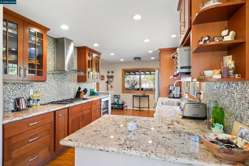 305 Mountaire Parkway Clayton CA 94517