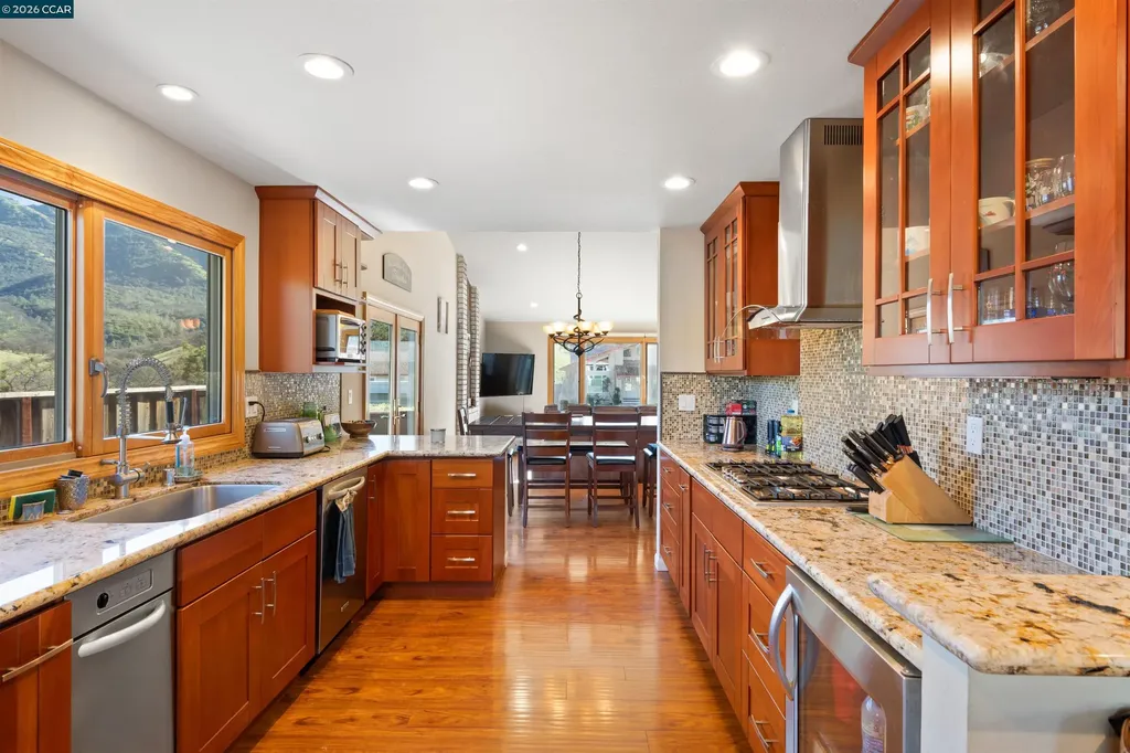 305 Mountaire Parkway Clayton CA 94517