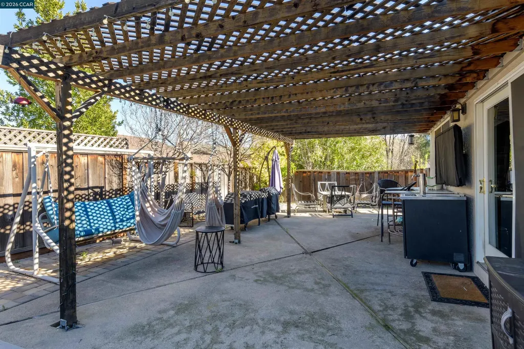 305 Mountaire Parkway Clayton CA 94517