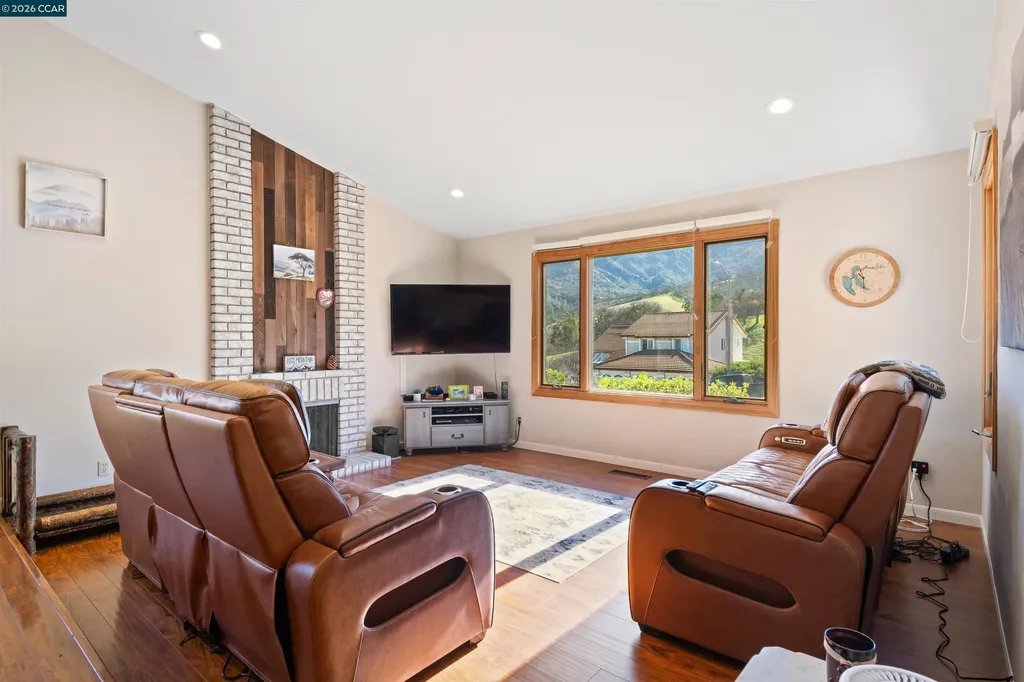 305 Mountaire Parkway Clayton CA 94517