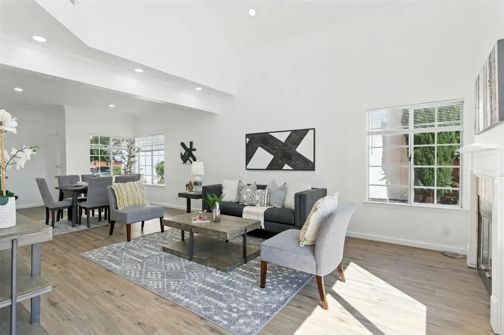 35968 Killorglin Common Fremont CA 94536