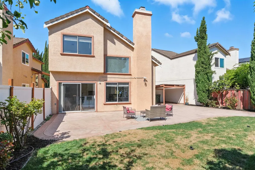 35968 Killorglin Common Fremont CA 94536