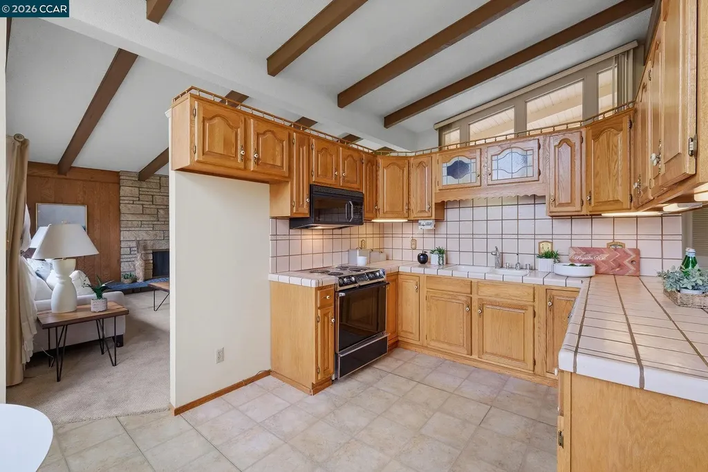 95 Mackie Drive Martinez CA 94553