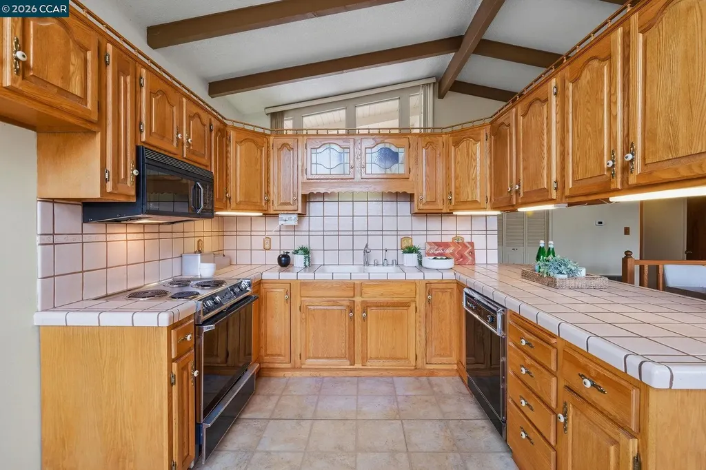 95 Mackie Drive Martinez CA 94553