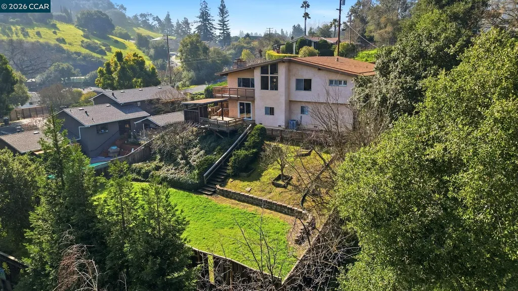 95 Mackie Drive Martinez CA 94553