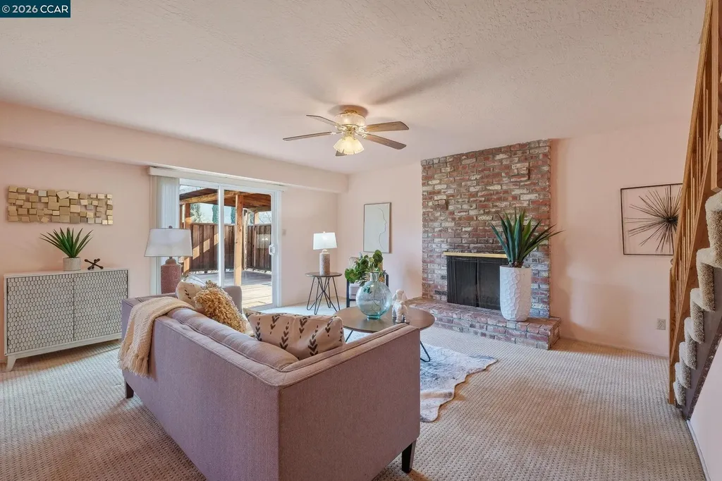 95 Mackie Drive Martinez CA 94553