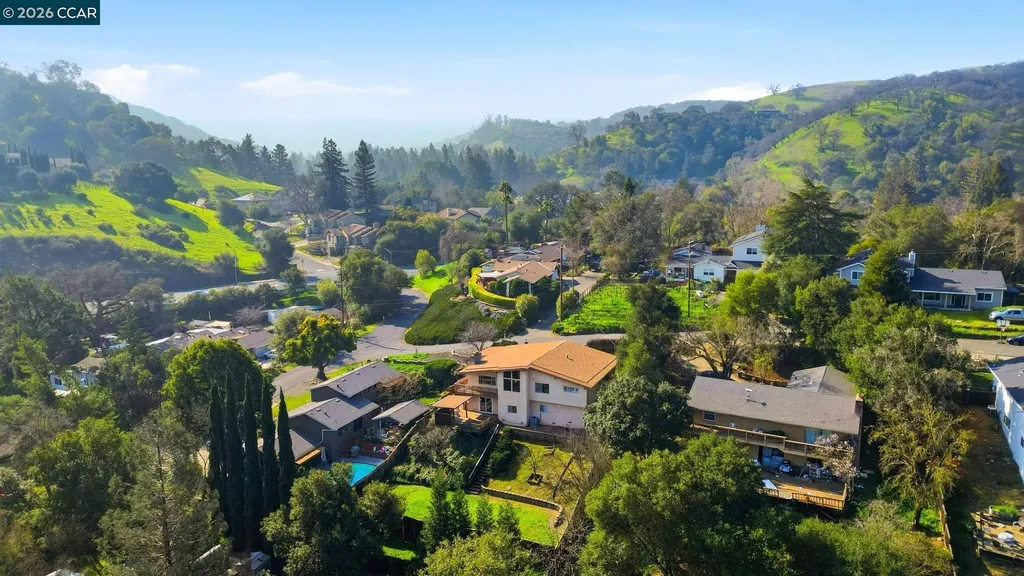 95 Mackie Drive Martinez CA 94553