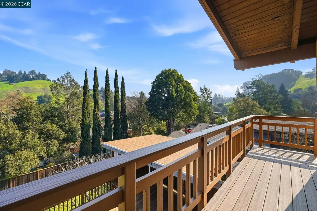 95 Mackie Drive Martinez CA 94553