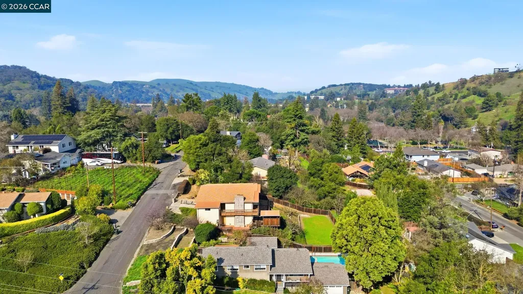 95 Mackie Drive Martinez CA 94553