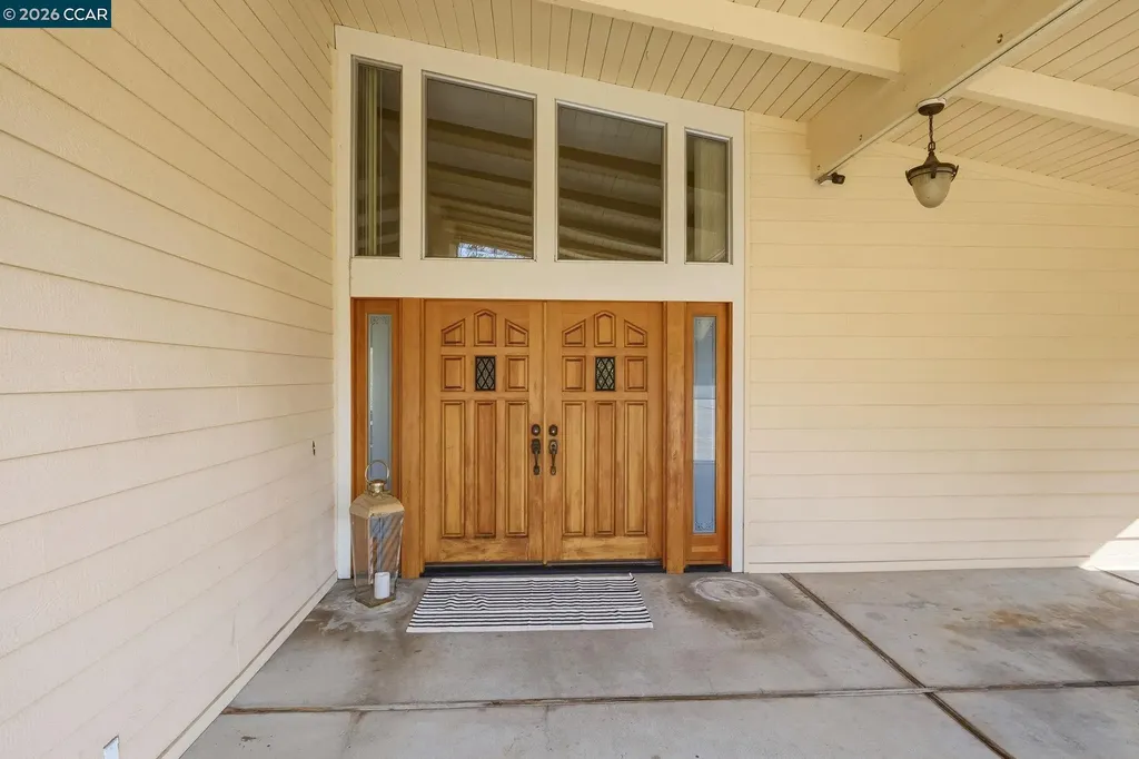 95 Mackie Drive Martinez CA 94553