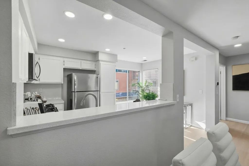 38860 Garibaldi Common Fremont CA 94536