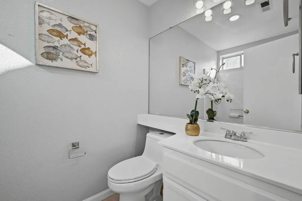 38860 Garibaldi Common Fremont CA 94536