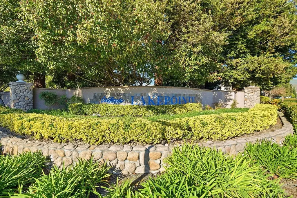 38860 Garibaldi Common Fremont CA 94536