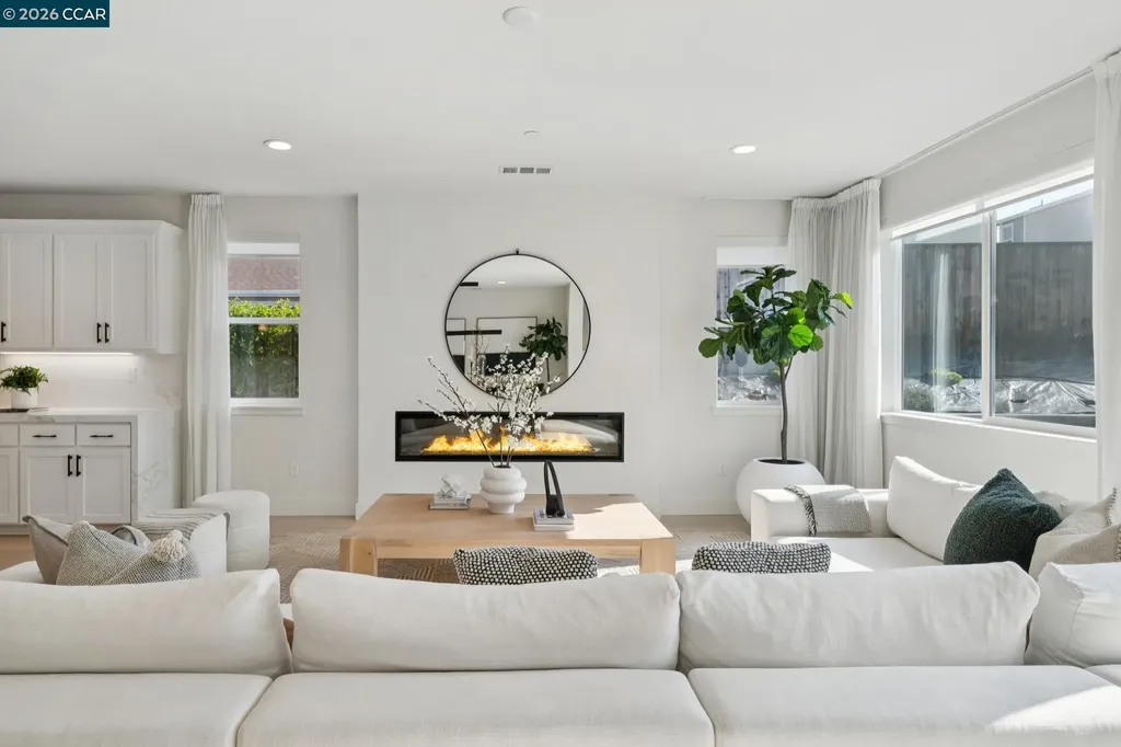 5549 Promontory Way Antioch CA 94531