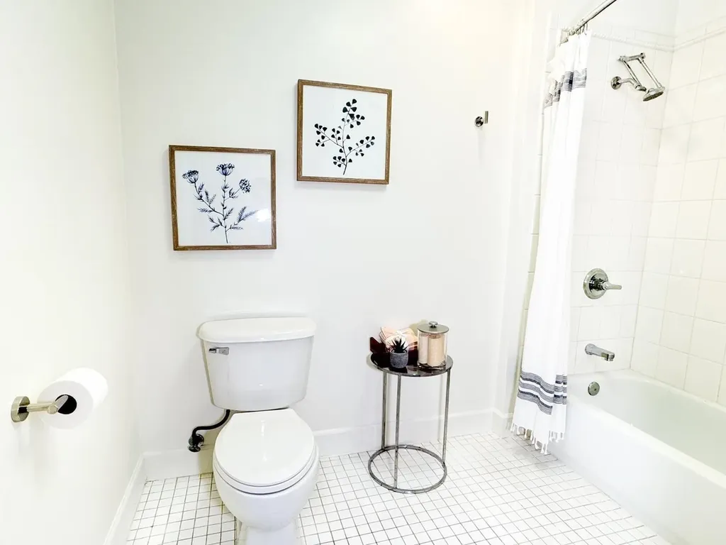 2842 Adeline Street Oakland CA 94608