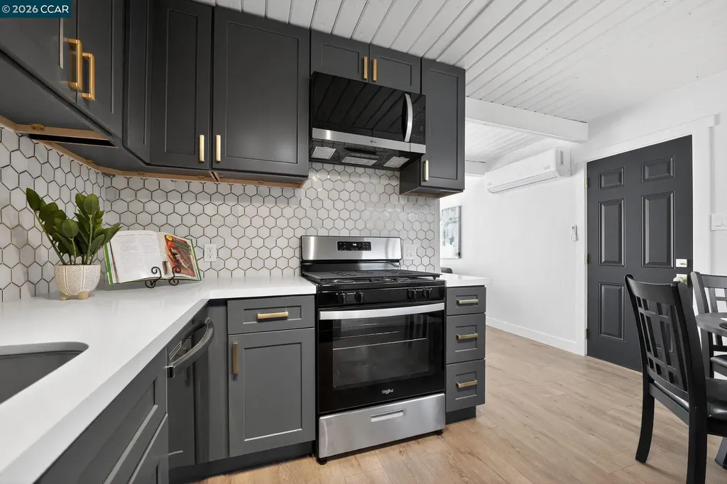 87 Bay Drive Bay Point CA 94565