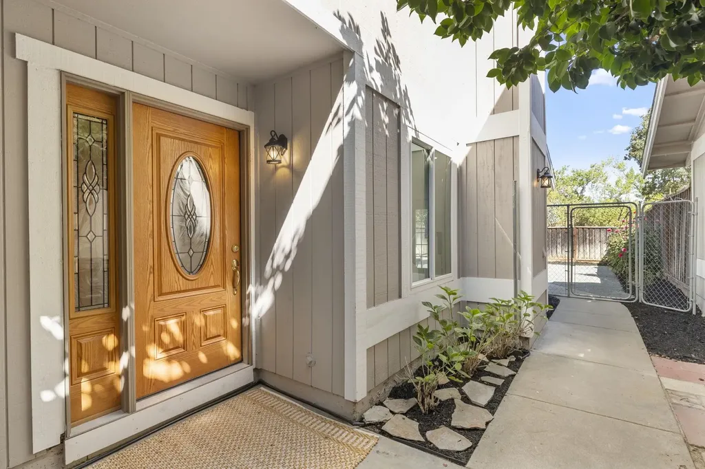 215 Mavis Drive Pleasanton CA 94566