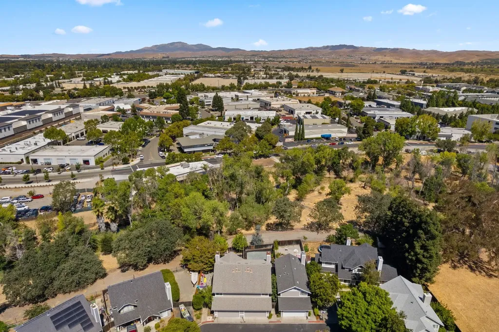 215 Mavis Drive Pleasanton CA 94566