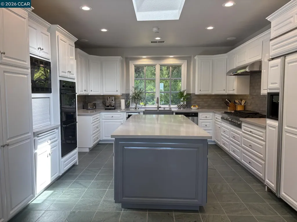 39 Orinda View Orinda CA 94563