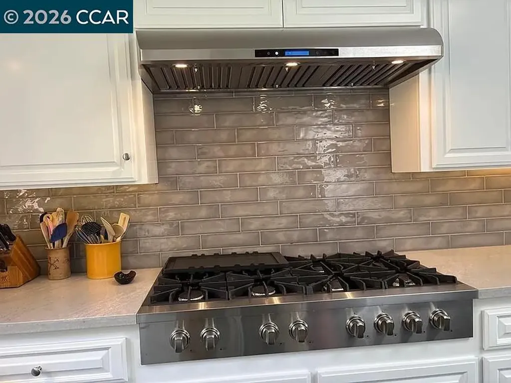 39 Orinda View Orinda CA 94563