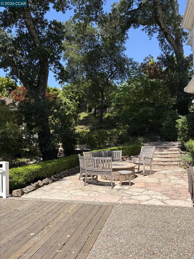 39 Orinda View Orinda CA 94563