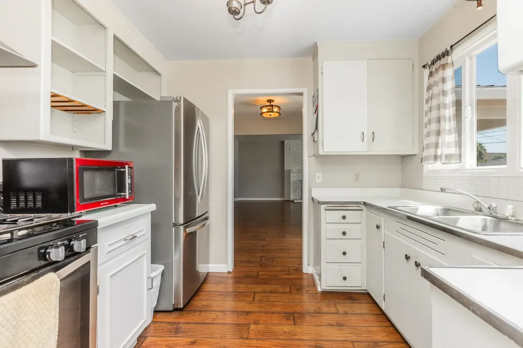 21259 Hobert Street Castro Valley CA 94546