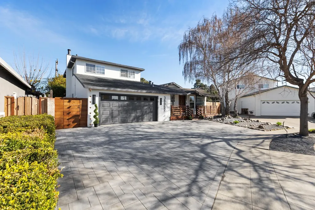 38952 Emrol Avenue Fremont CA 94536