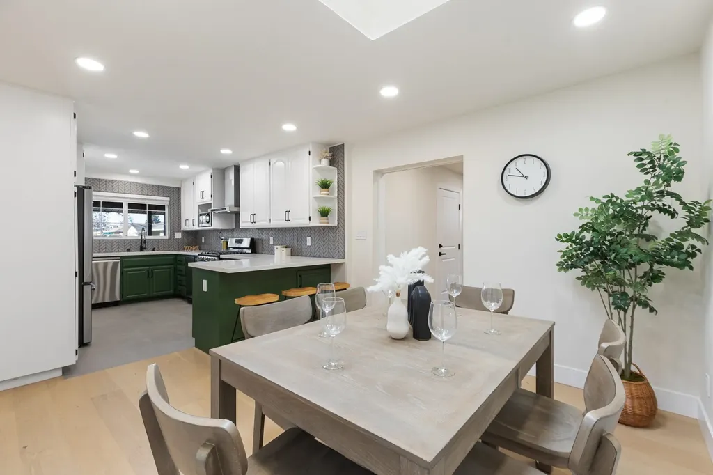 38952 Emrol Avenue Fremont CA 94536