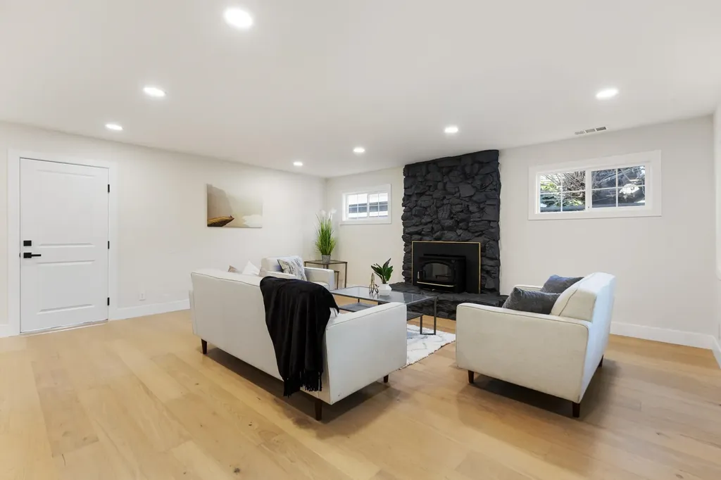 38952 Emrol Avenue Fremont CA 94536