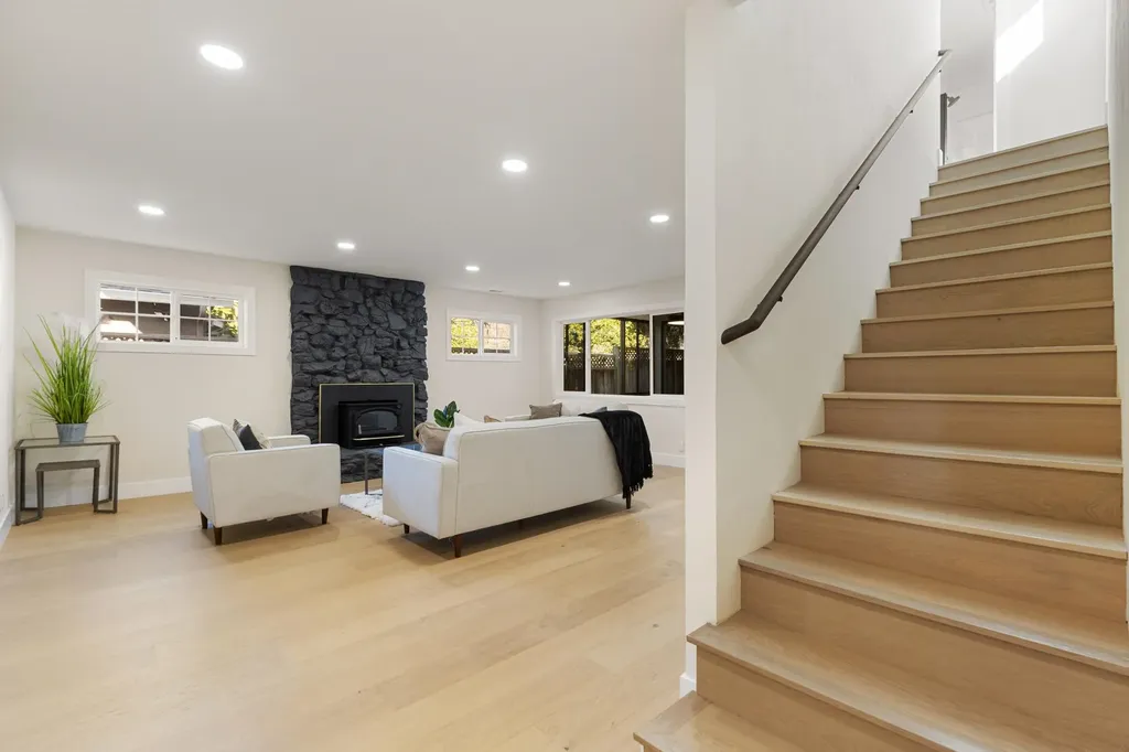 38952 Emrol Avenue Fremont CA 94536